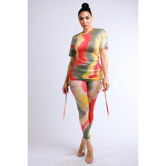 Boutique Pants - Women's Super Cute Short Sleeve Tie Dye Ruched Side Top & Matching Leggings Set
